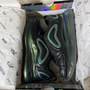 Nike Air Max 270 Youth 6 with Box